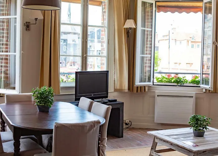 Vieux Bassin Apartment