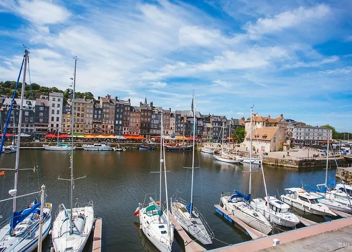 Vieux Bassin Apartment